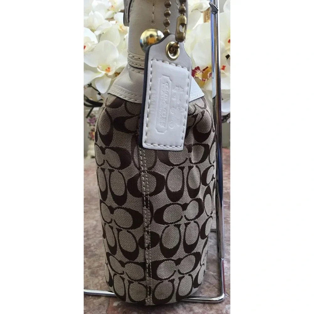 Coach11437 Bleeker Bucket Khaki Ivory Canvas Leather Cross-body‎ Bag EUC,  $349